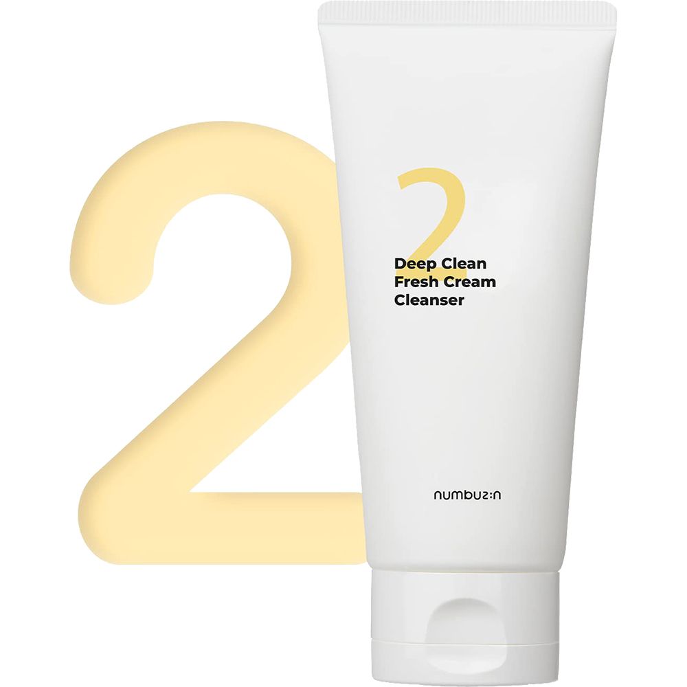Tubo bianco con "2" giallo e scritta "Deep Clean Fresh Cream Cleanser". Grande "2" giallo accanto.