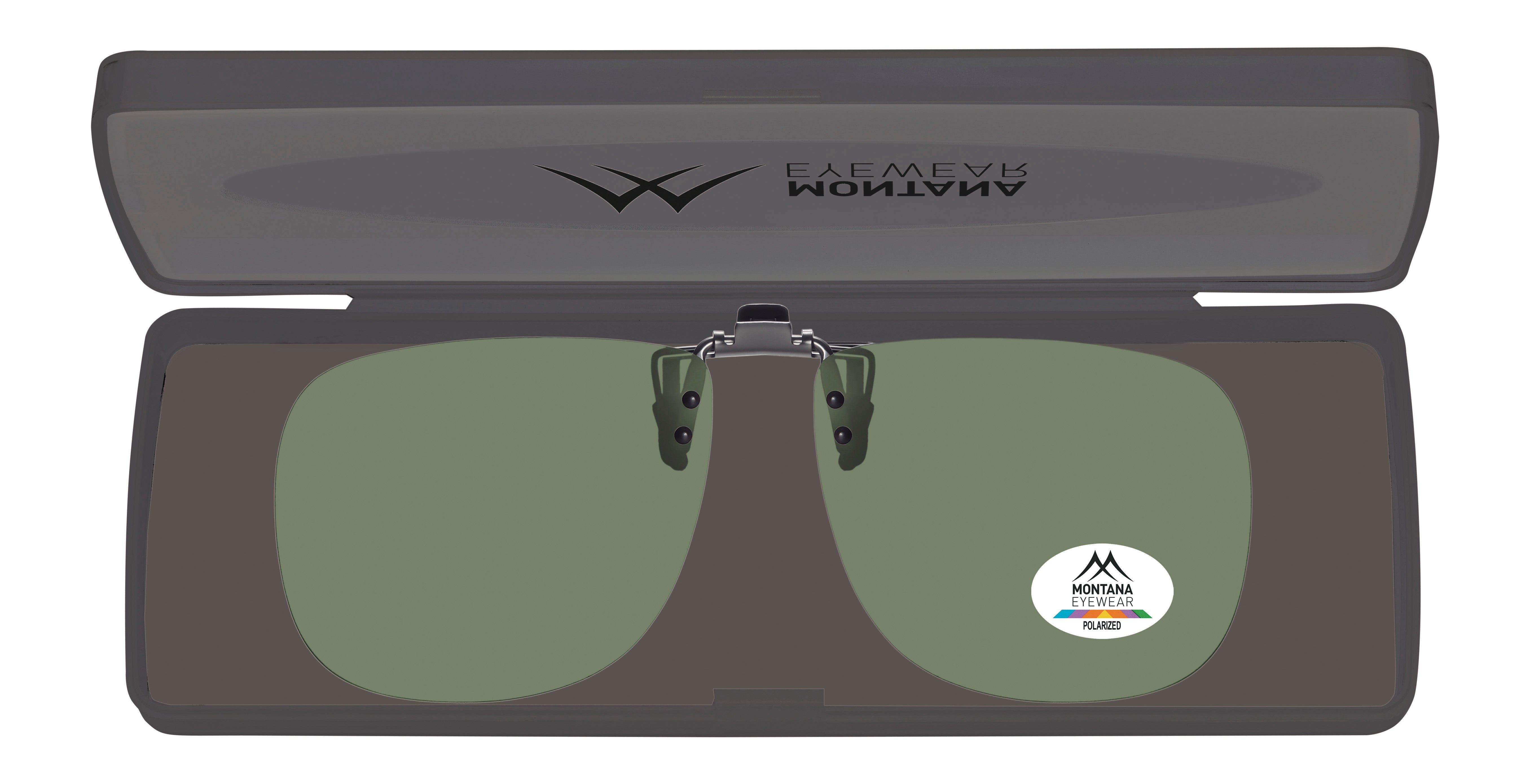 Occhiali da sole clip-on in custodia. Lenti verdi, clip argentato. Logo Montana Eyewear ed etichetta Polarized.