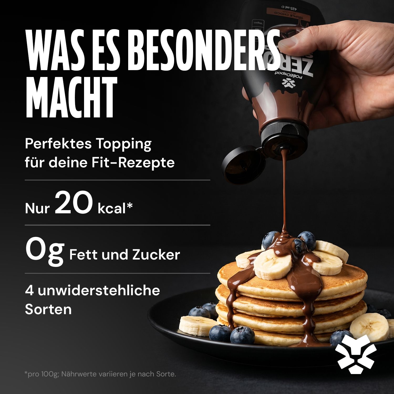 Bottiglia nera di sciroppo al cioccolato versato su una pila di pancake. Il testo evidenzia l'assenza di calorie e zuccheri.