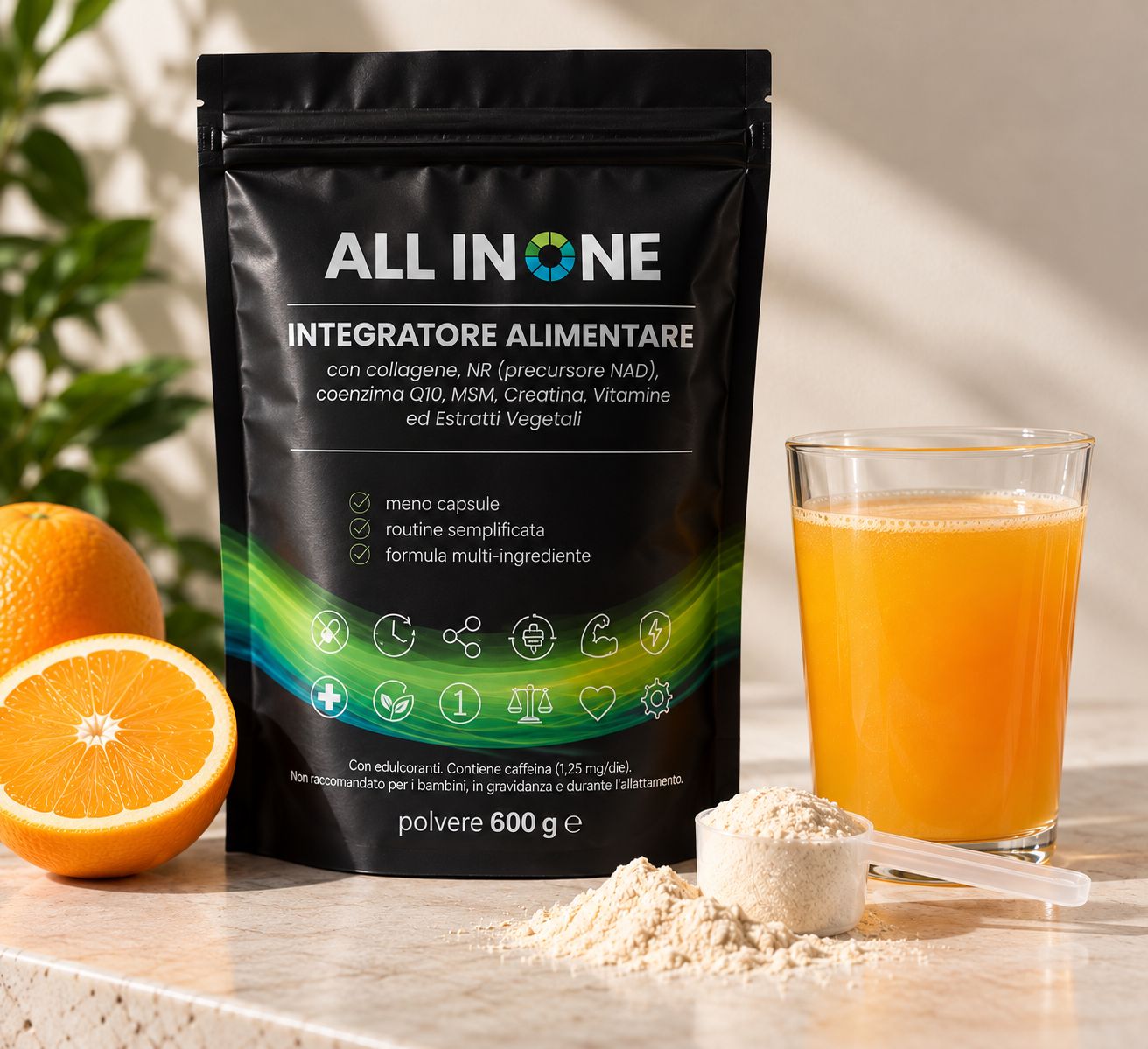 Retro di una confezione di integratore alimentare con elenco ingredienti e valori nutrizionali.