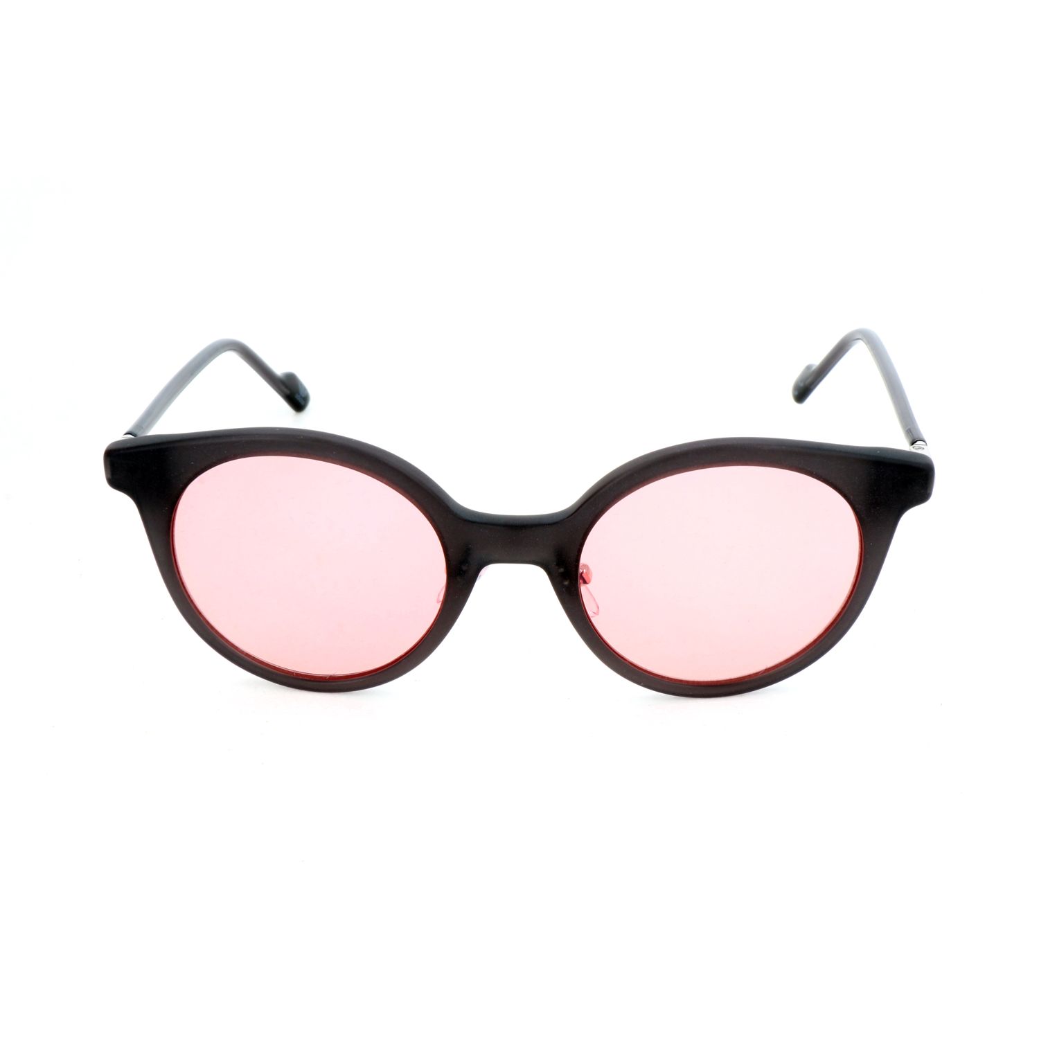 Occhiali da sole marrone scuro con lenti ovali rosa e aste sottili.