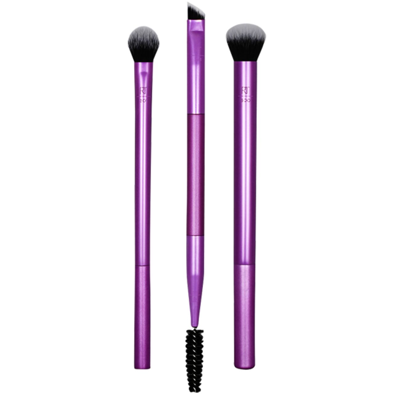 Tre pennelli per trucco con manici viola e setole nere. Un pennello è angolato, uno ha una spazzola.