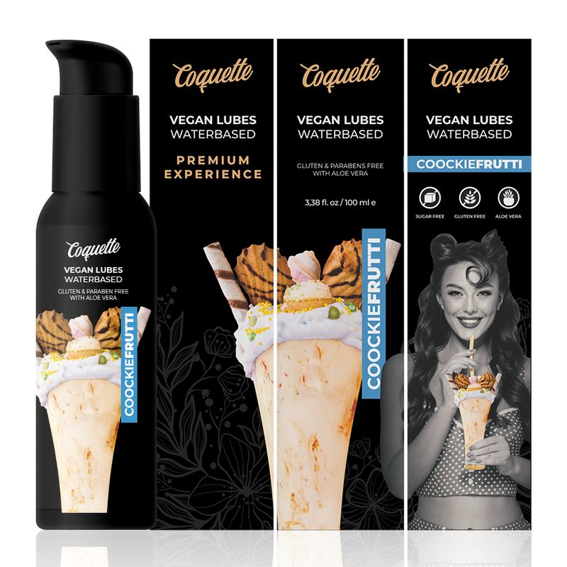 Flacone nero con dosatore e confezione. Scritta: Coquette, Vegan Lubes Waterbased, Cookie Frutti. Illustrazione di dessert.