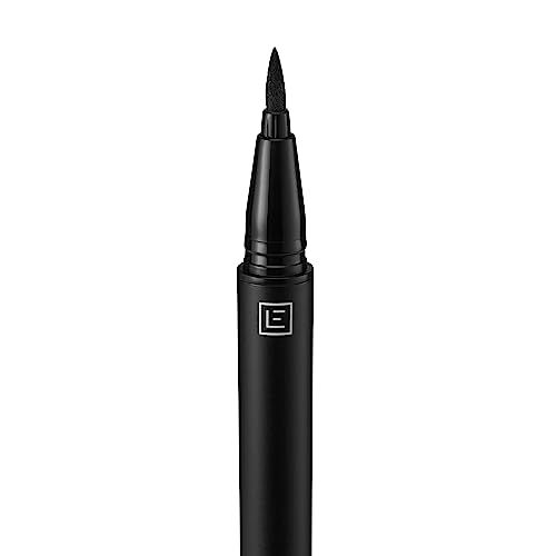 Penna eyeliner nera con punta fine. La penna ha un corpo nero e un logo del marchio.