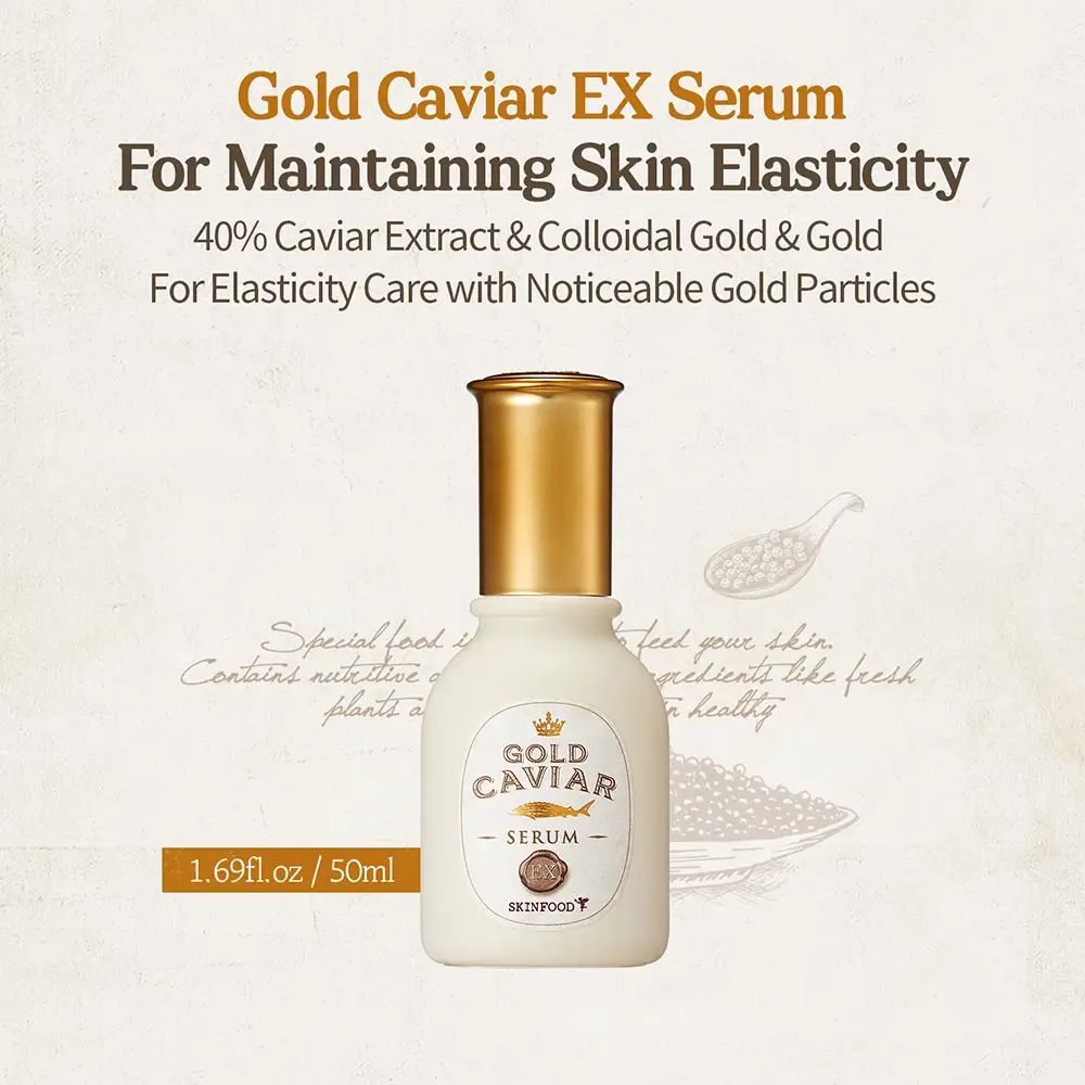 Siero Gold Caviar EX. Flacone con tappo dorato. Testo: Gold Caviar Serum, SKINFOOD. Sfondo con testo.