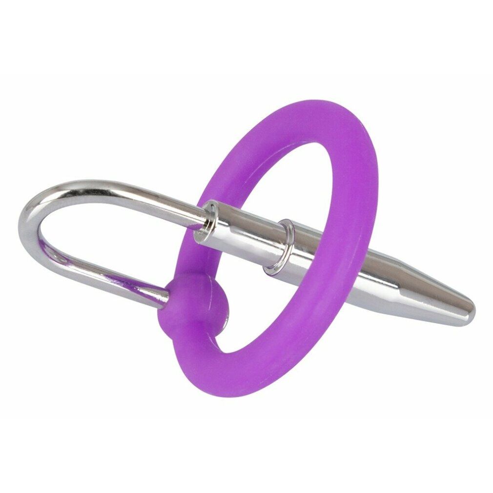 Plug argentato con anello in silicone viola. L'anello circonda il plug. Il plug ha una punta arrotondata e un'impugnatura in metallo.