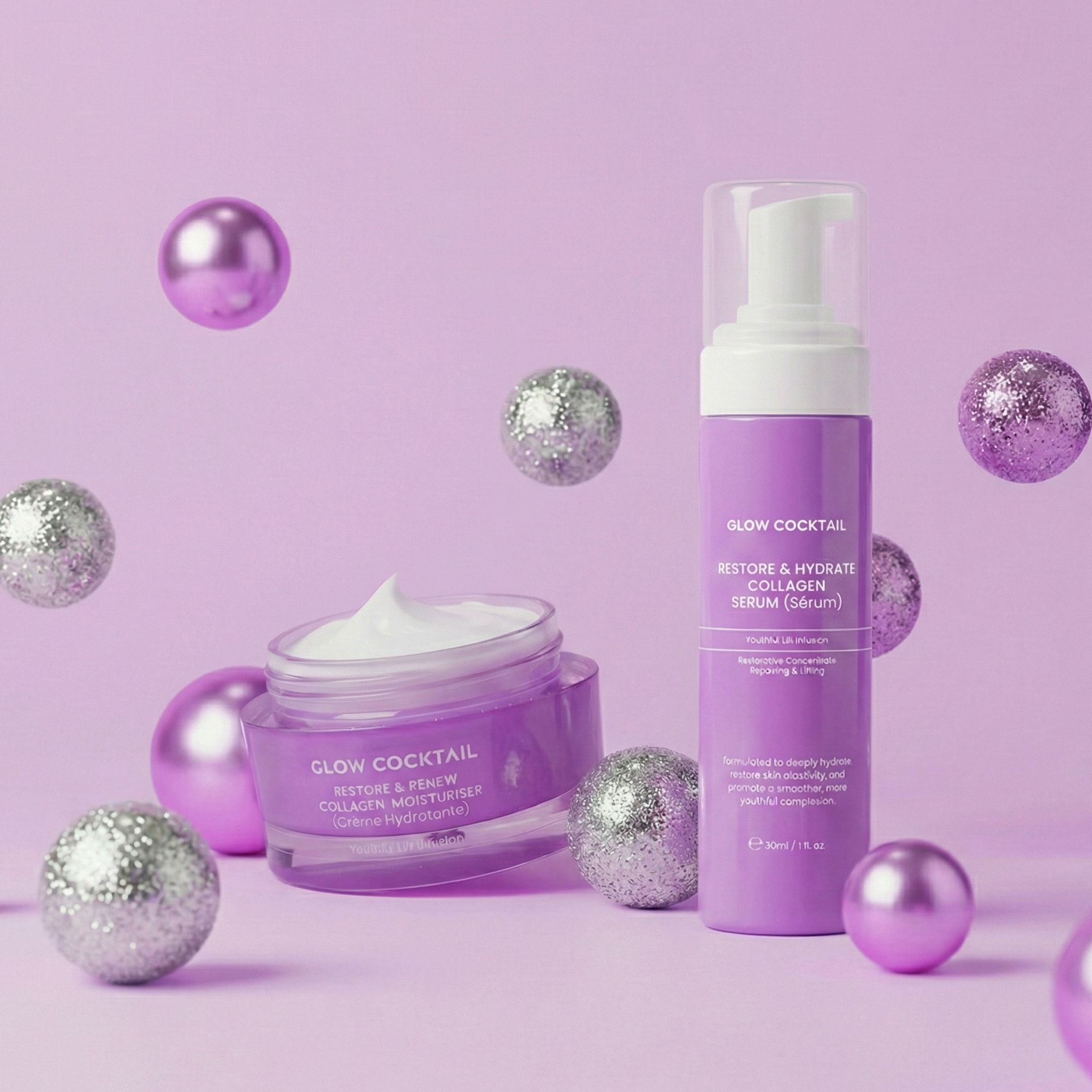 Vasetto di crema e flacone di siero viola con palline bianche. Scritta: Glow Cocktail, Restore & Renew Collagen.