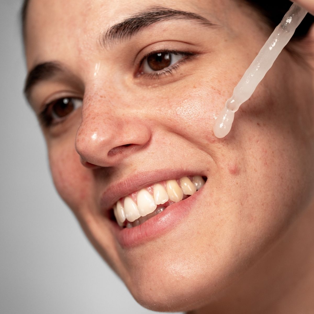 Officina Naturae Siero Viso per Pelle sensibile Senza Profumo