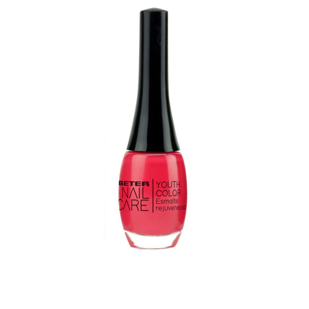 Flacone di smalto rosso. Tappo nero. Scritta: Beter Nail Care Youth Color. Logo vegano.