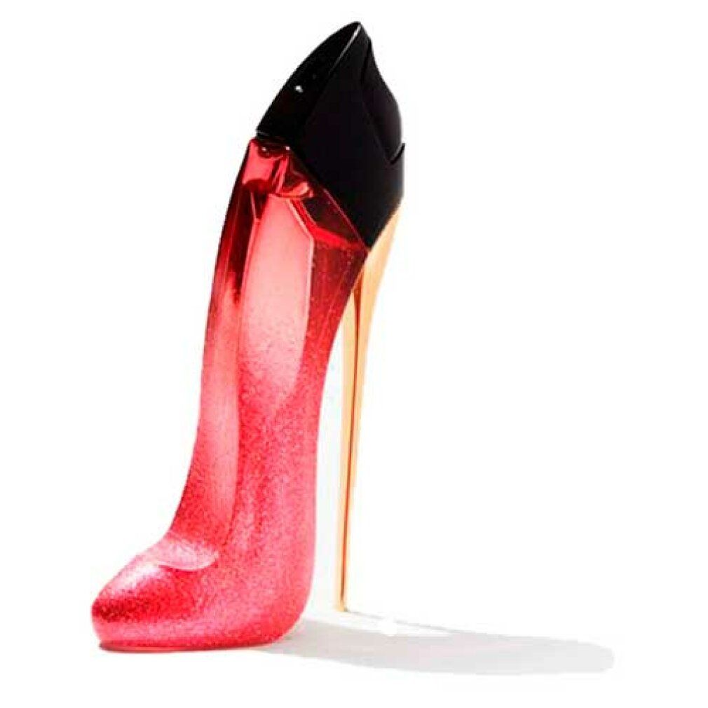 Flacone a forma di scarpa con tacco alto rosso glitterato, tacco dorato. Chiusura nera. Su sfondo bianco.
