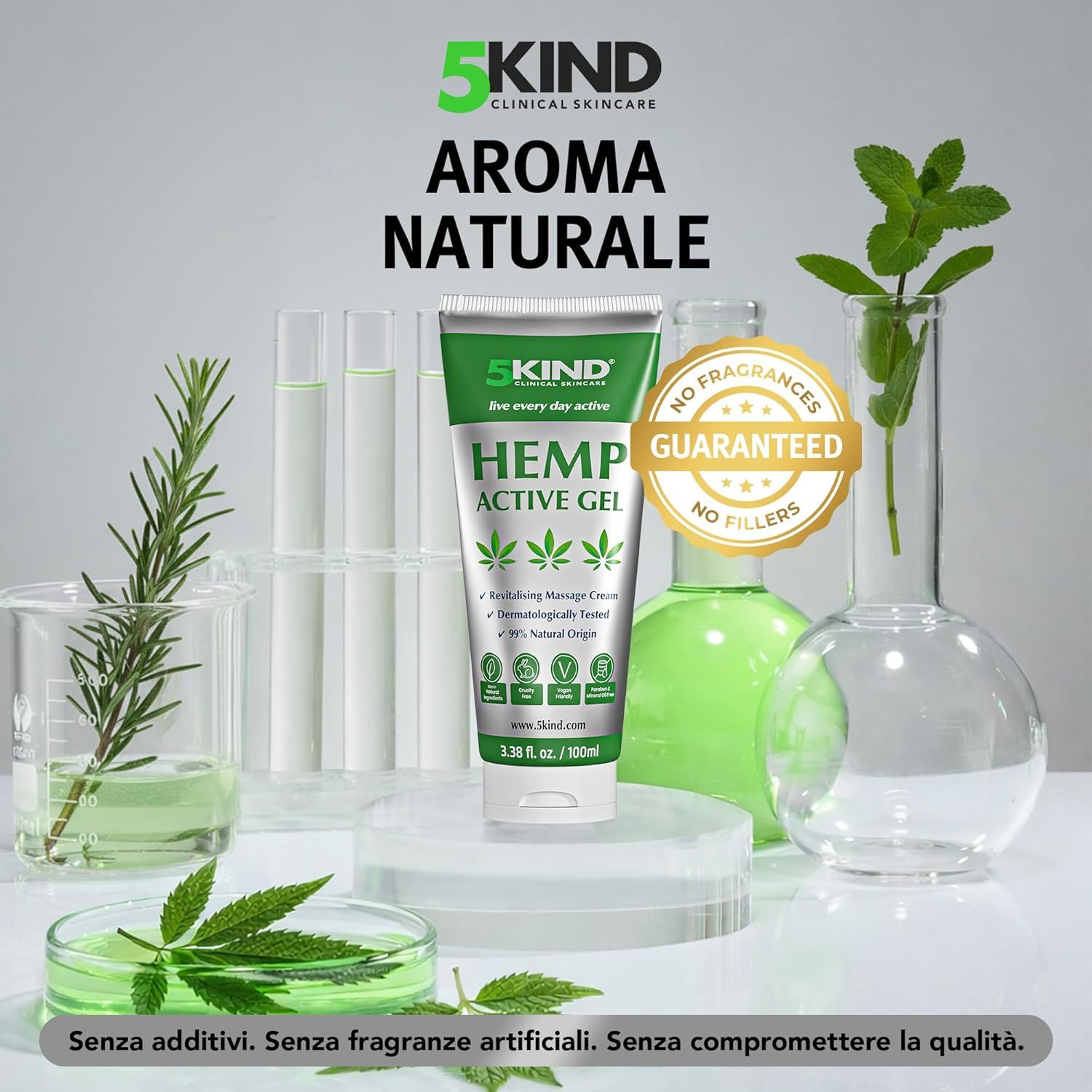 Ambiente di laboratorio. Tubo di gel al 5kind Hemp. Testo: AROMA NATURALE. Senza profumi, senza riempitivi, garantito.