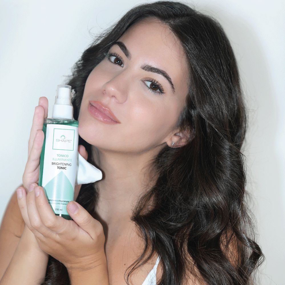 SHAPE® cosmetici – TONICO ILLUMINANTE, IDRATANTE E RIGENERANTE