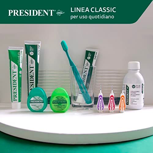 Kit per l'igiene orale con dentifricio, spazzolino, filo interdentale, collutorio. Prodotti con logo PRESIDENT. Verde, bianco, blu, viola, arancione.