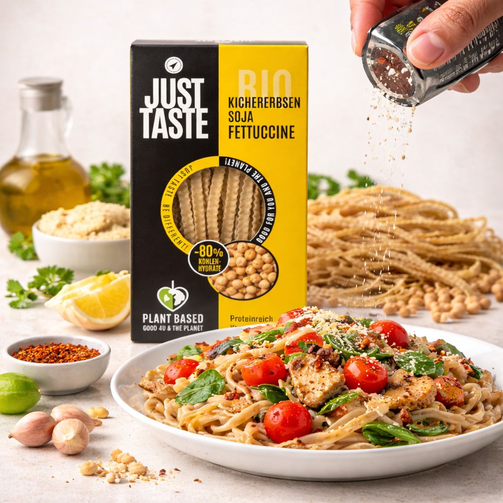 Confezione di Fettuccine bio di ceci Just Taste con pasta, limone, olio e spezie.