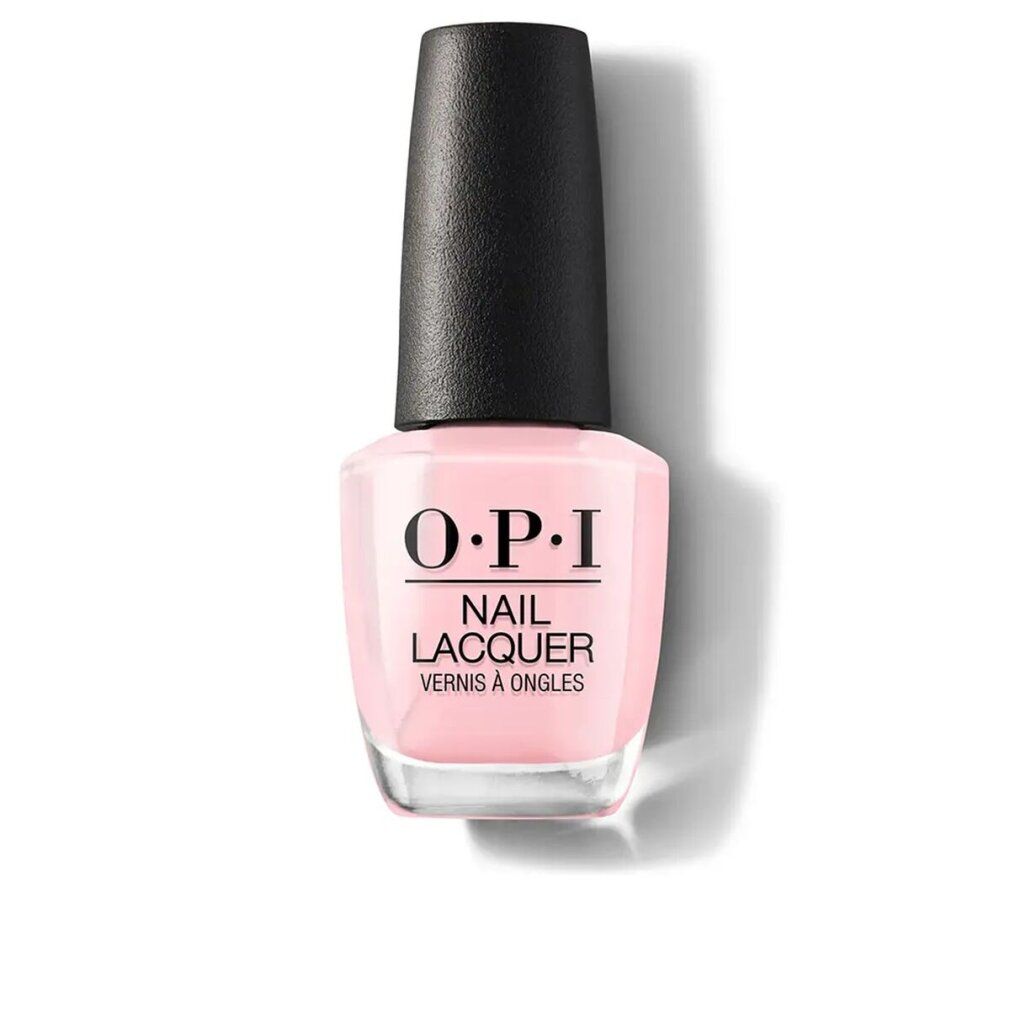 Flacone di smalto con tappo nero. Scritta: O.P.I NAIL LACQUER. Colore: Rosa.