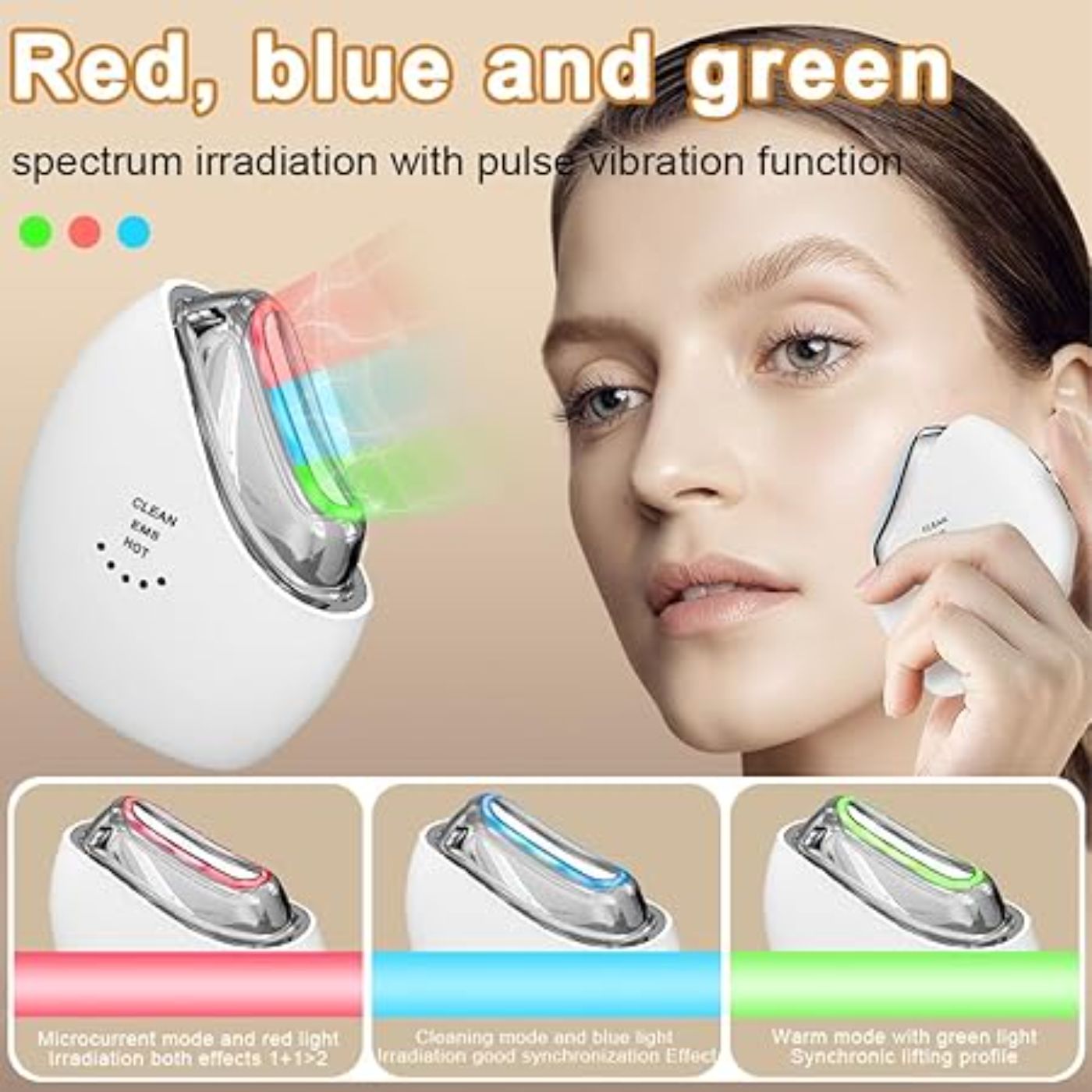 Donna con dispositivo per massaggio viso e collo. Il dispositivo ha una superficie argentata e LED. Testo: Clean, EMS, Hot.