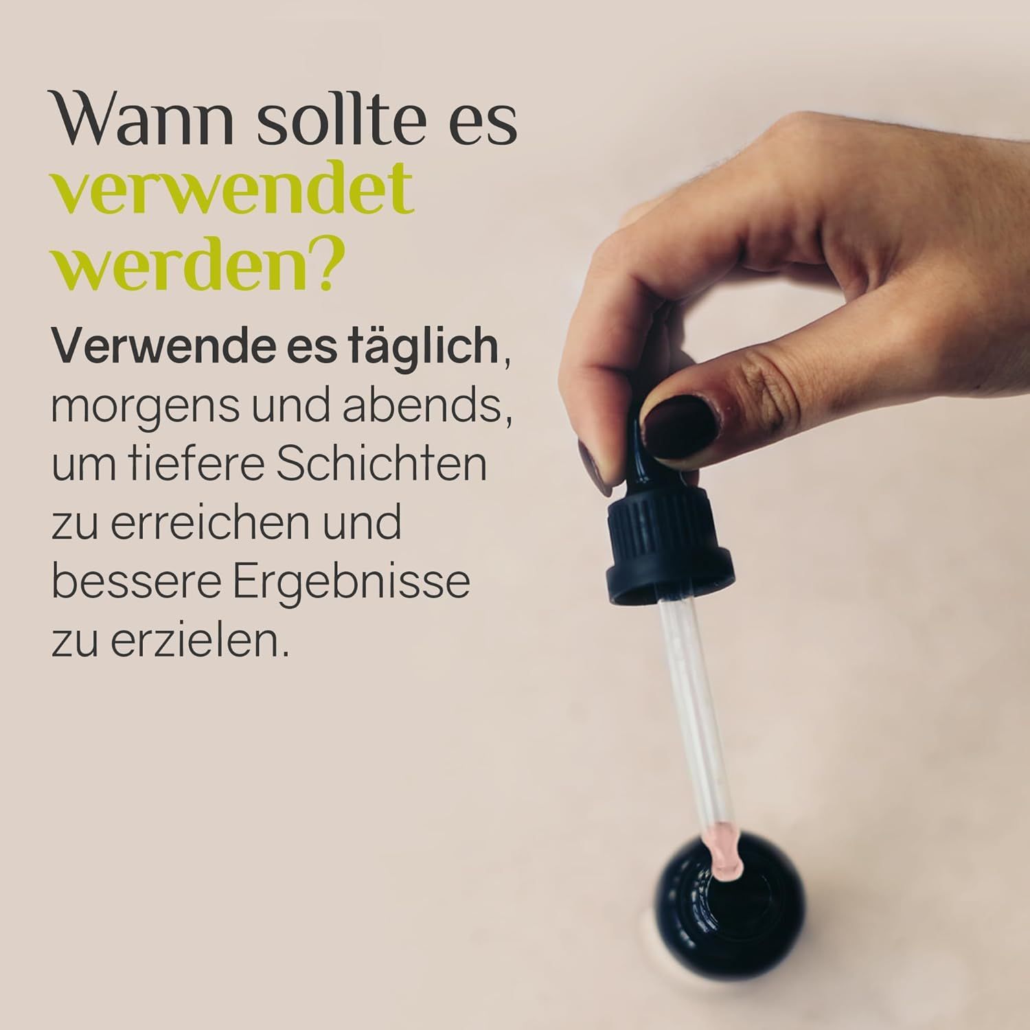 Mano che tiene un flacone di siero con pipetta. Uso: Quotidiano mattina e sera.
