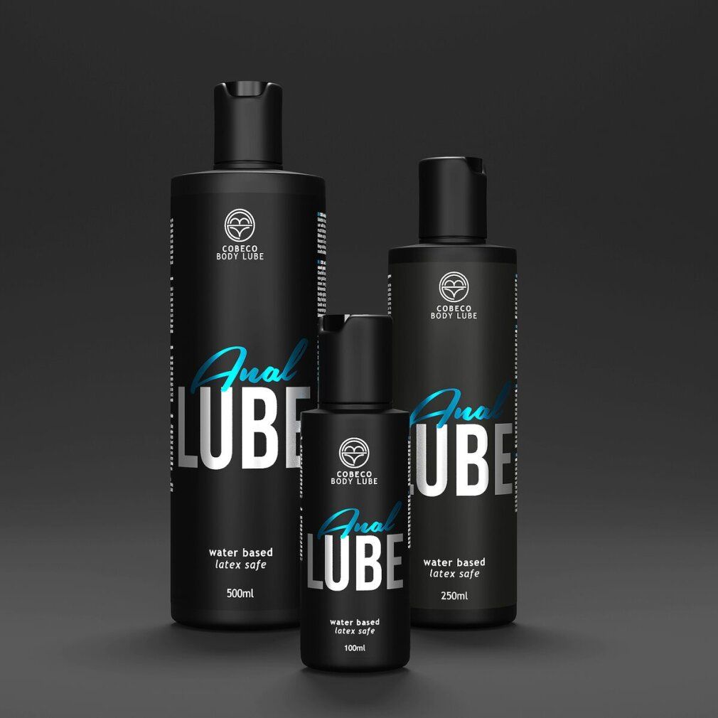 Tre flaconi neri di Anal Lube, misure 500ml, 100ml e 250ml.