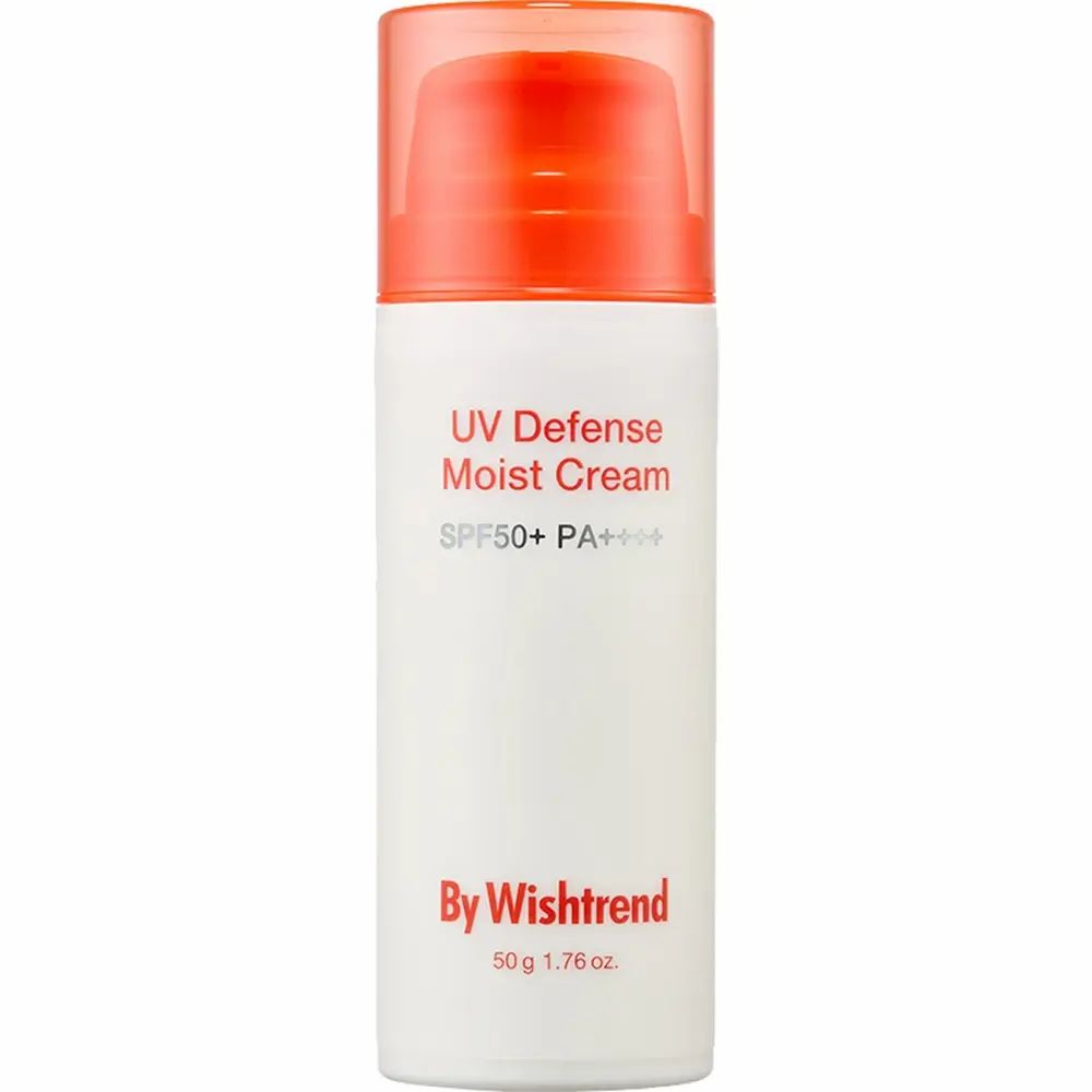 Flacone bianco con tappo arancione. Scritta: UV Defense Moist Cream SPF50+ PA++++. Marchio: By Wishtrend. Contenuto: 50 g 1.76 oz.