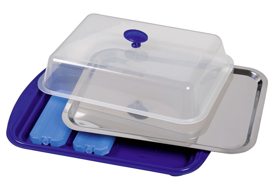 Vassoio refrigerante con coperchio. Base blu, vassoio argento, coperchio trasparente. Piastre refrigeranti blu. Maniglia blu.