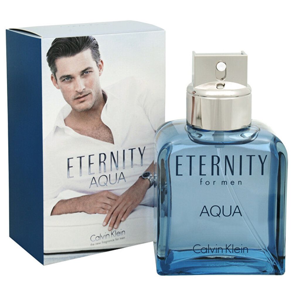 Flacone di profumo e confezione. Scritta: ETERNITY for men AQUA. Marchio: Calvin Klein. Immagine di un uomo.