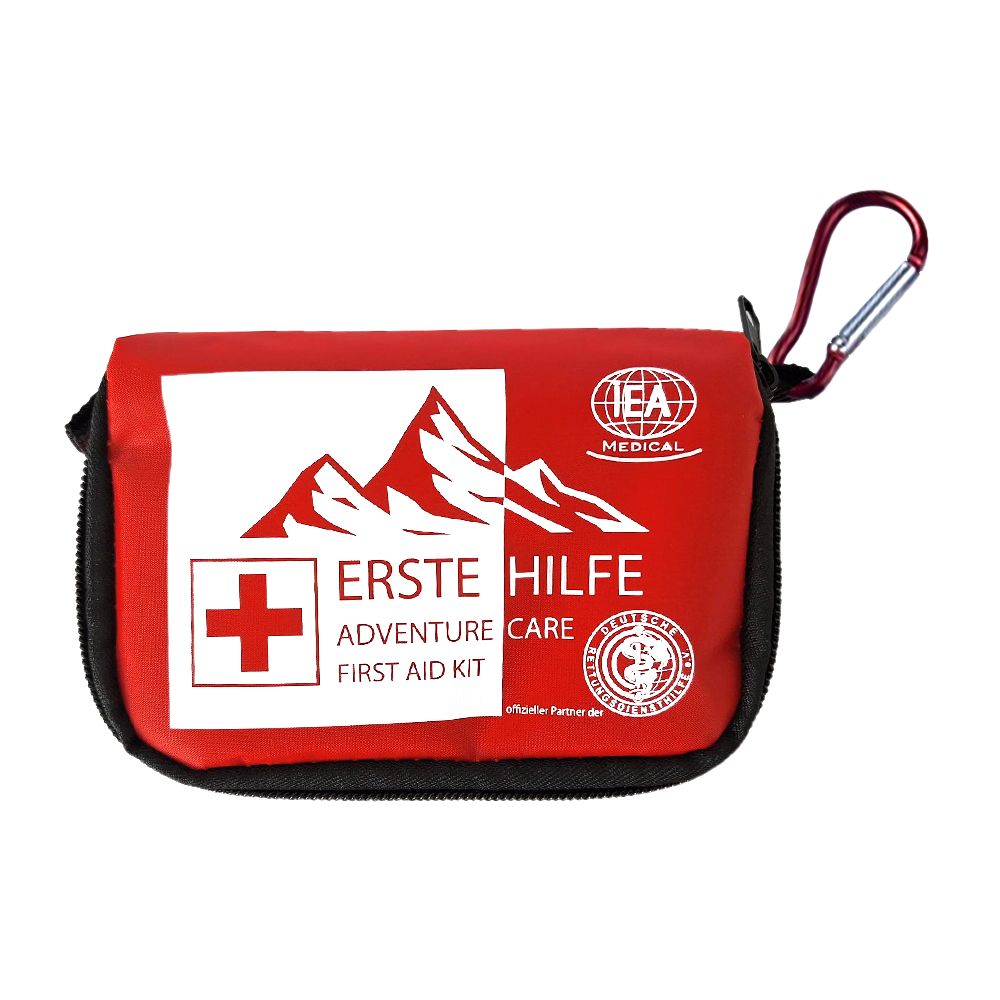Borsa rossa di pronto soccorso con cerniera e moschettone. Stampa: montagne, croce, testo.