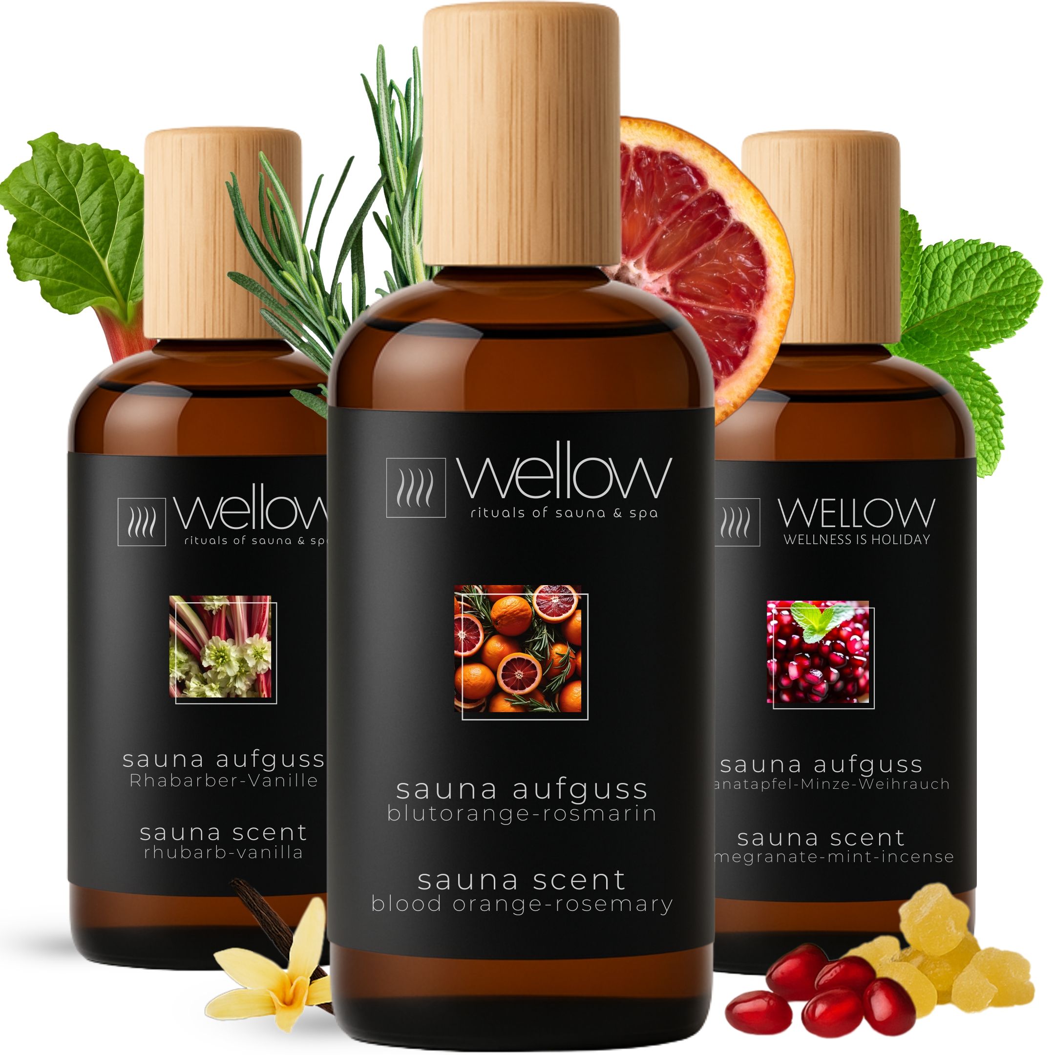 Tre bottiglie di Wellow Sauna-Aufguss. Tappi in legno, bottiglie marroni, etichette nere con nomi di prodotti e illustrazioni.