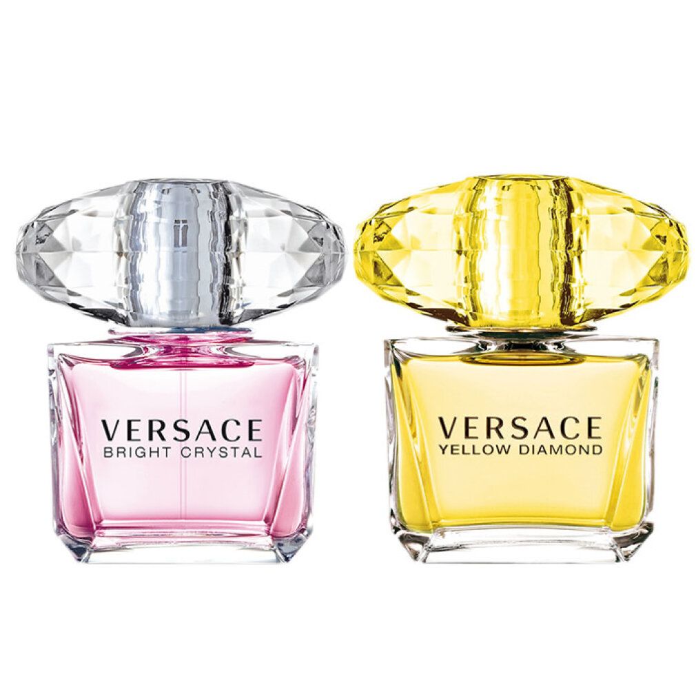 Due flaconi di profumo con tappi di cristallo. Liquido rosa e giallo. Scritta Versace Bright Crystal e Yellow Diamond.