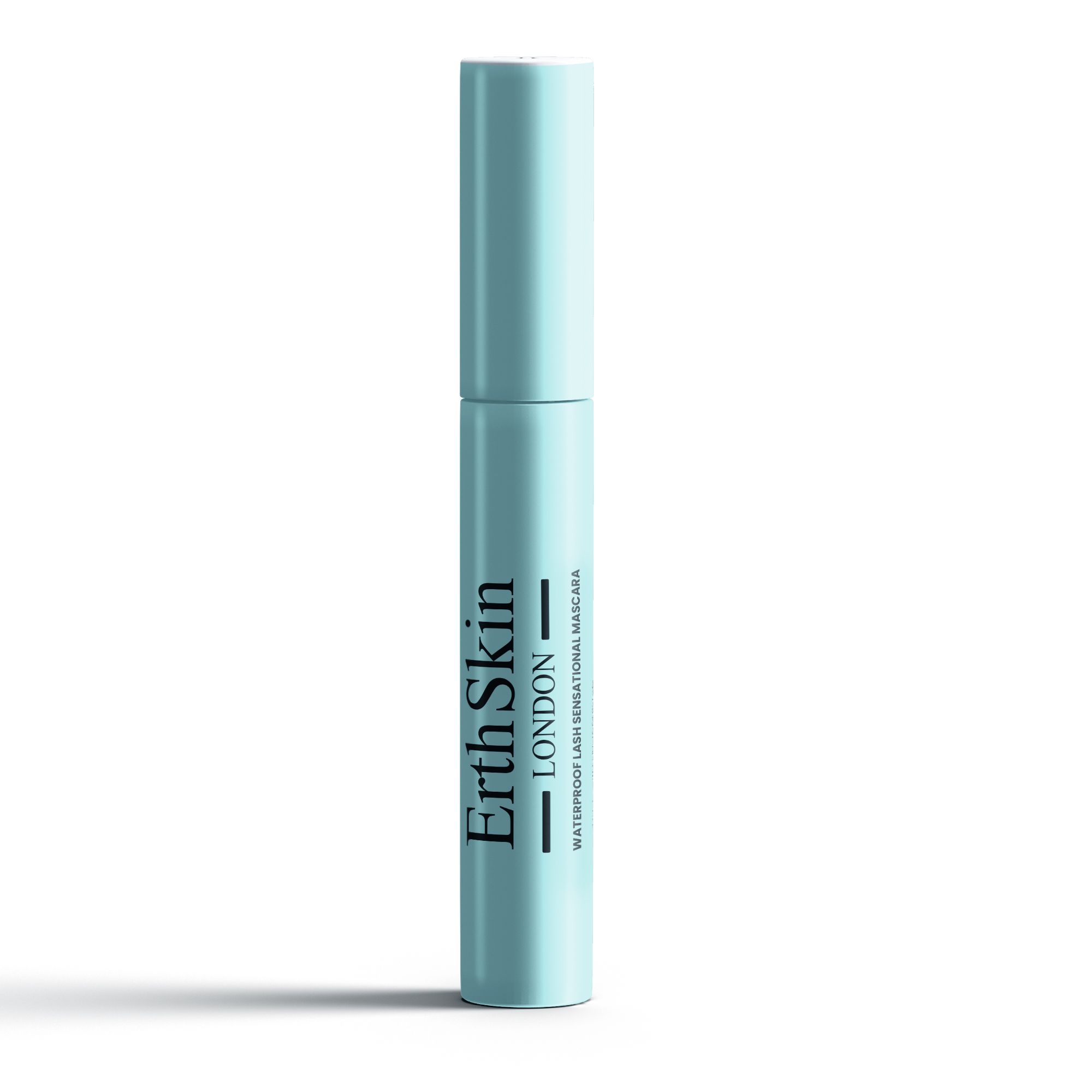 Tubo mascara azzurro chiaro. Sul tubo: ErthSkin London. Il coperchio è chiuso.