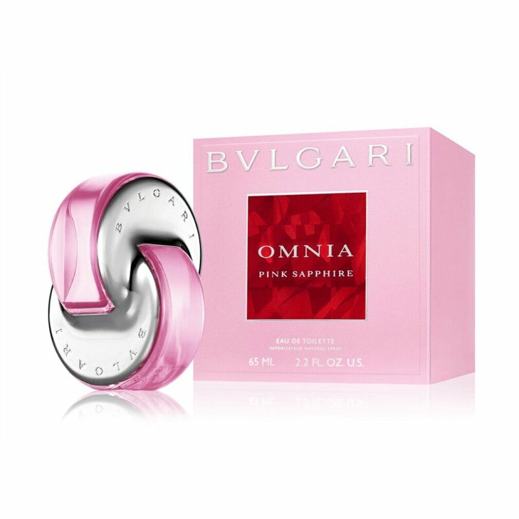 Flacone e scatola Bvlgari Omnia Pink Sapphire Eau de Toilette. Flacone in vetro rosa con tappo argentato. Scatola di cartone rosa con etichetta rossa.