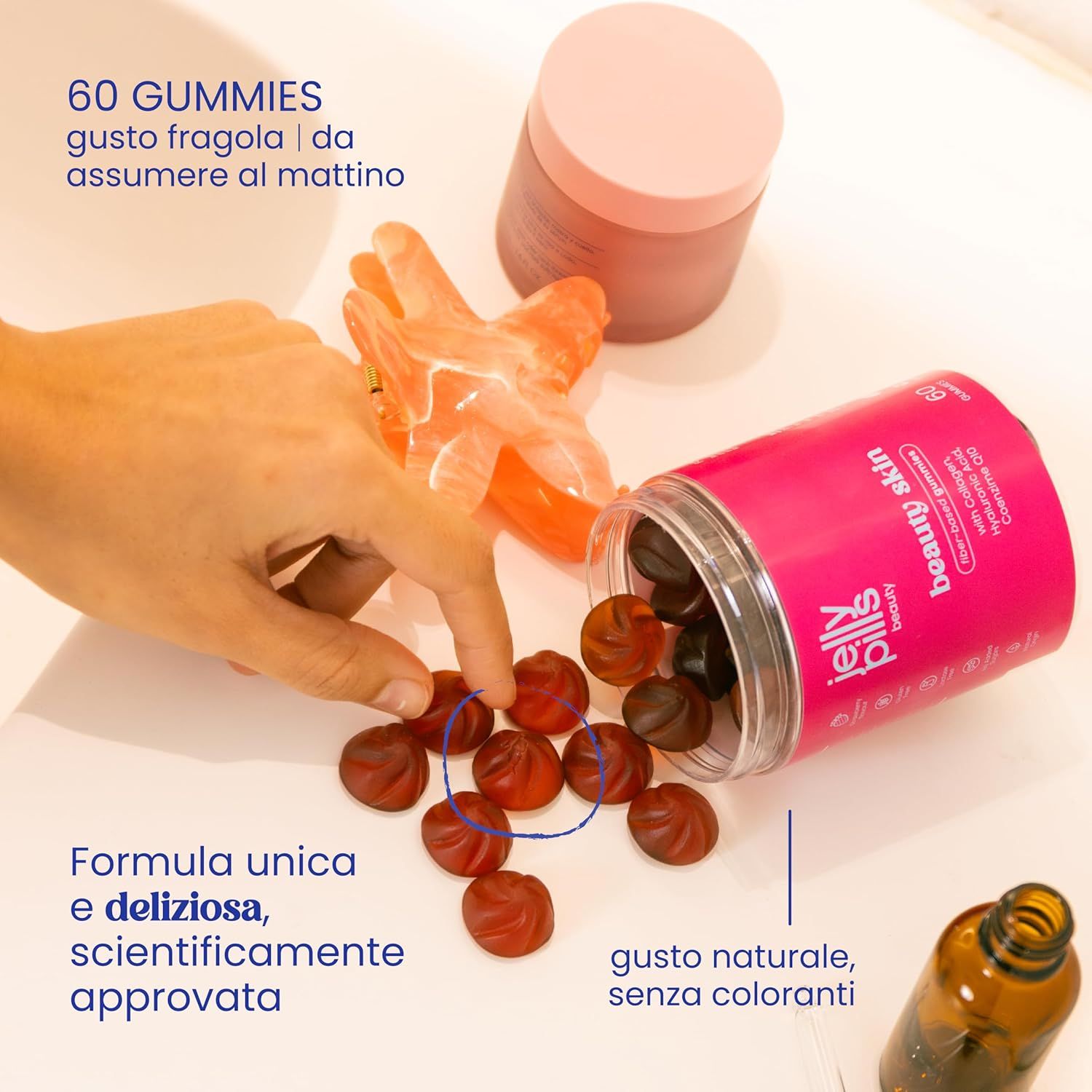 Barattolo "Jelly Pills beauty skin GUMMIES" e caramelle gommose. Scritta: 60 caramelle gommose. Gusto naturale, senza coloranti.