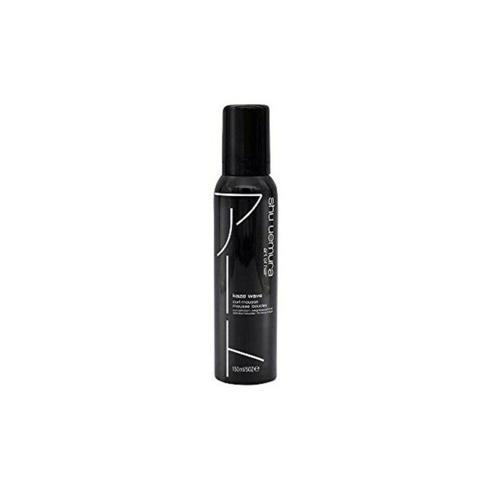 Flacone nero con scritte bianche. Scritta: Shu Uemura Art of Hair. Nome del prodotto illeggibile.