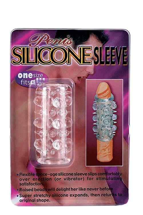Confezione con manica in silicone trasparente. Testo: Penis SILICONE SLEEVE. Illustrazione di un pene con manica. Testo: One size fits all.