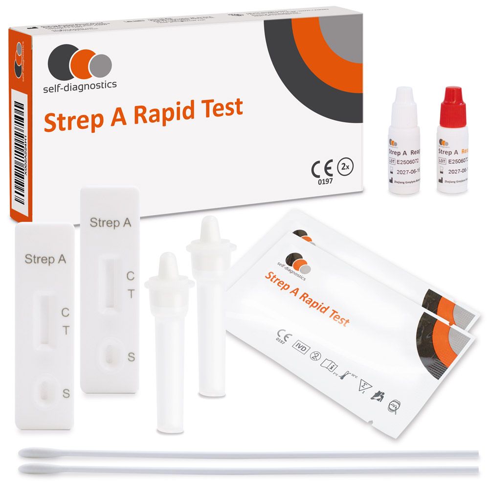 Kit per test rapido Streptococco A. Contiene cassette, tamponi, reagenti e istruzioni. Marchio CE.
