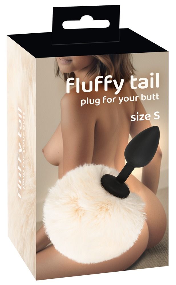 Confezione del prodotto. Scritta: Fluffy Tail, plug for your butt, taglia S. Raffigurato un plug anale con coda di pelo.