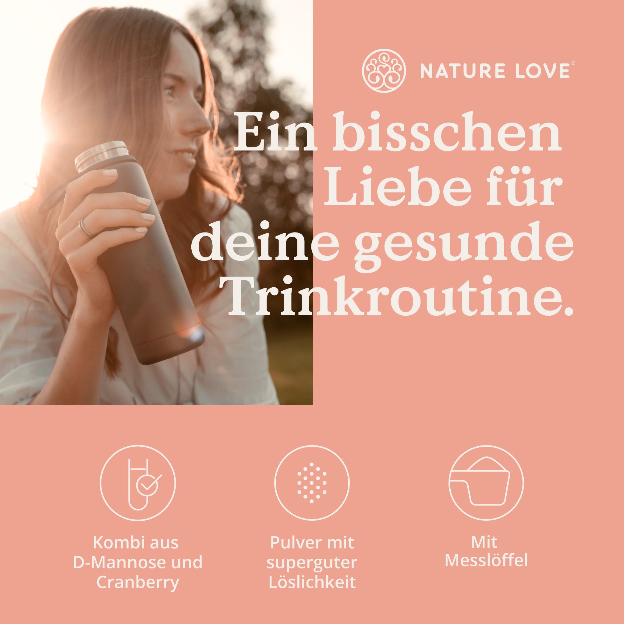 Donna con borraccia, sorridente. Testo: Un po' d'amore per la tua sana routine di bevute.