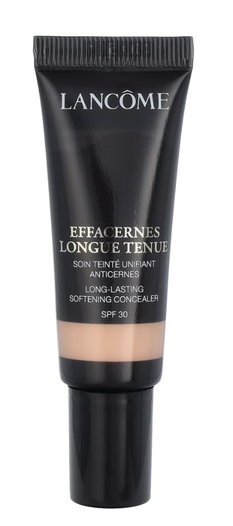 Tubo di correttore. Scritta: LANCOME, EFFACERNES LONGUE TENUE, SPF 30. Prodotto beige visibile.