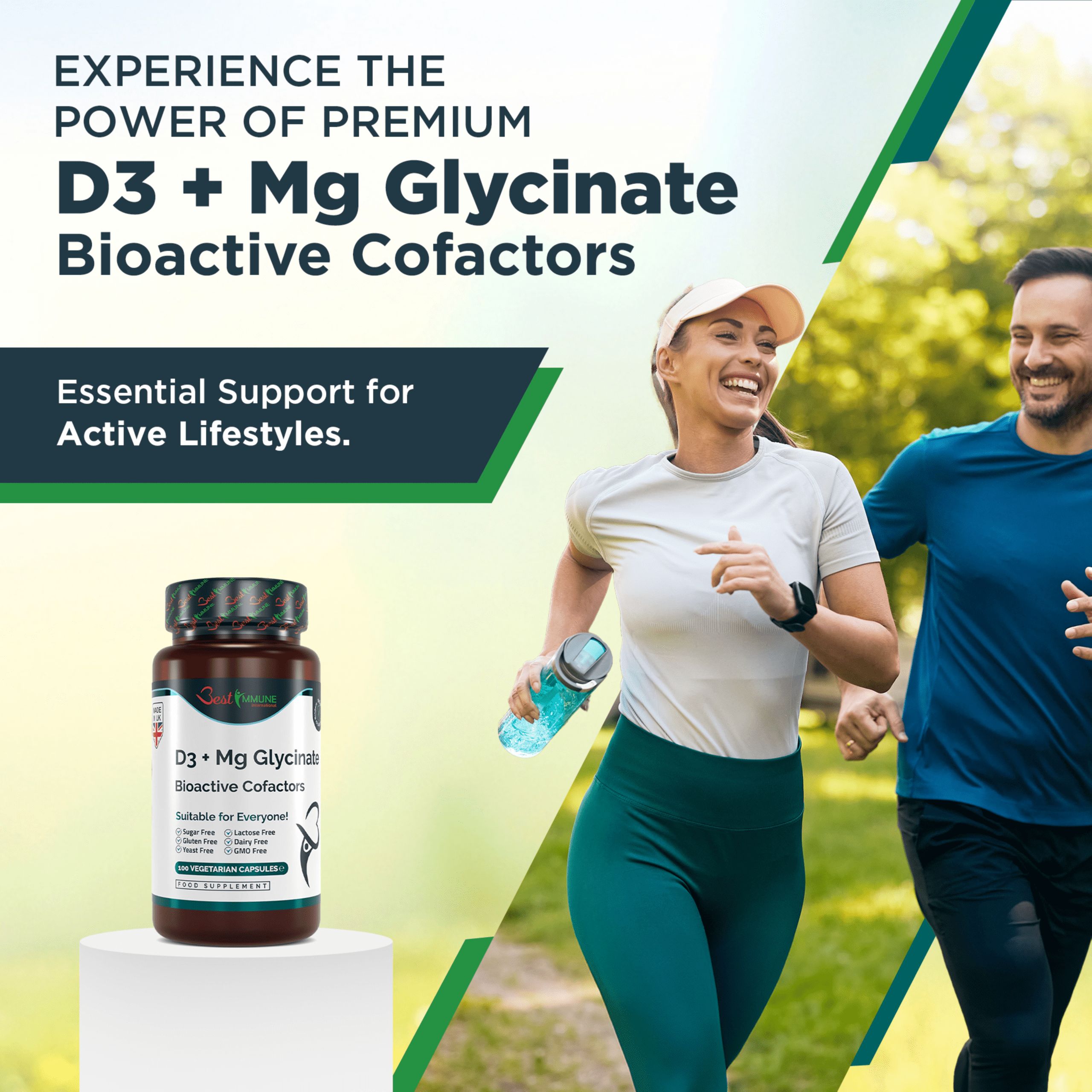 Persone che fanno jogging all'aperto. Flacone di capsule su piedistallo. Scritta: D3 + Mg Glycinate. Essential Support for Active Lifestyles.