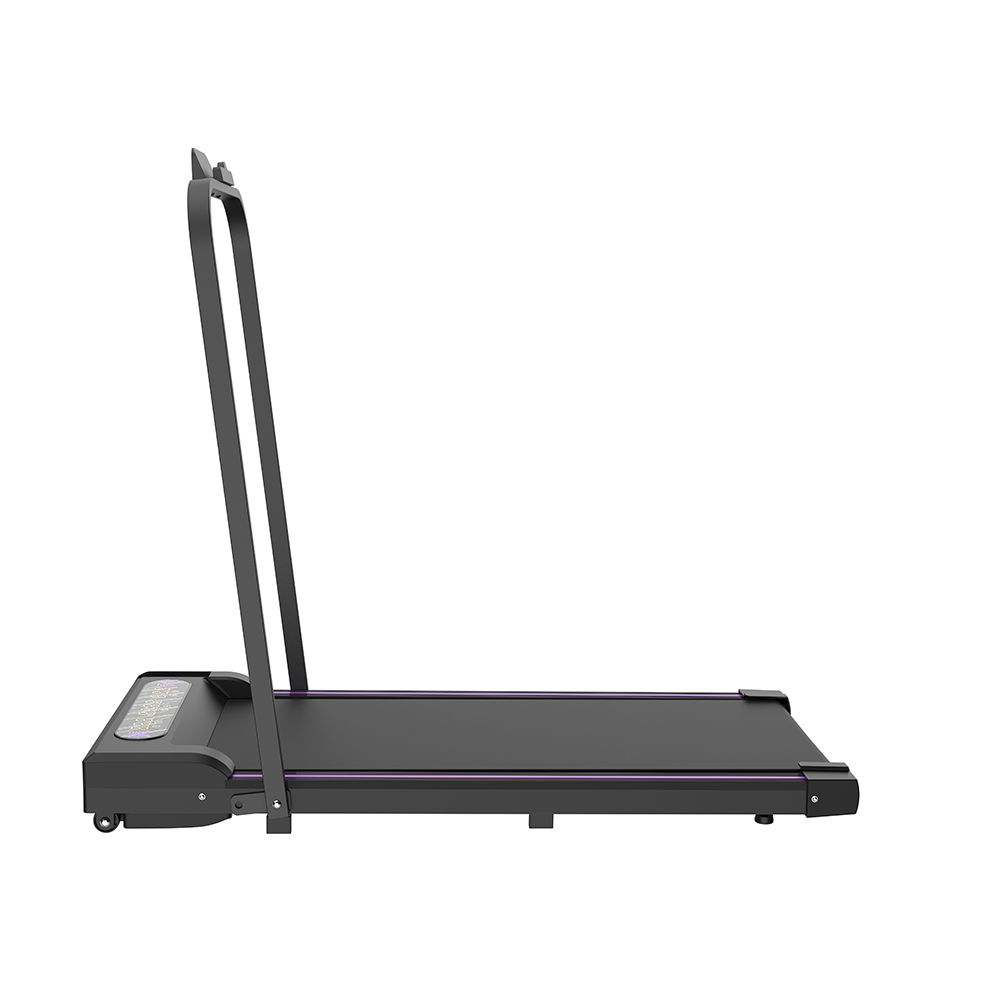 Tapis roulant pieghevole nero con display LED e corrimano. Vista laterale, corrimano sollevato.