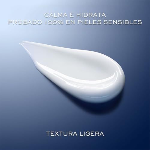Prodotto crema bianco su sfondo blu. Testo: Calma e hidrata, probado 100% en pieles sensibles. Textura ligera.