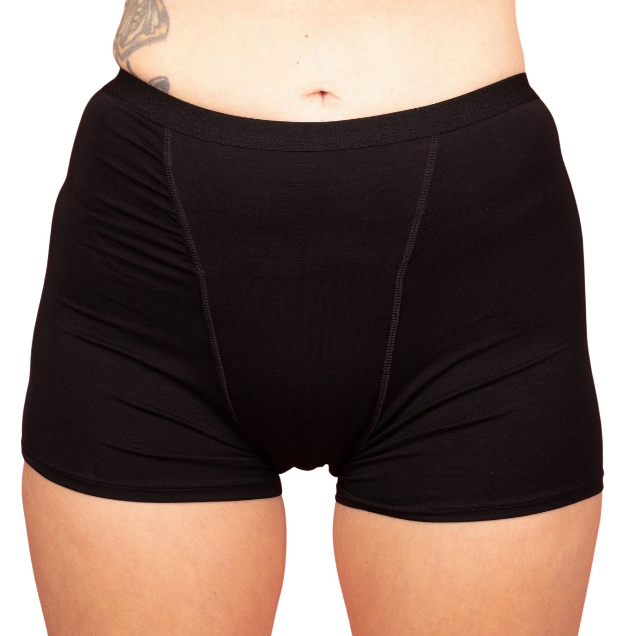 Boxer neri. Vista frontale. Dettagli delle cuciture.