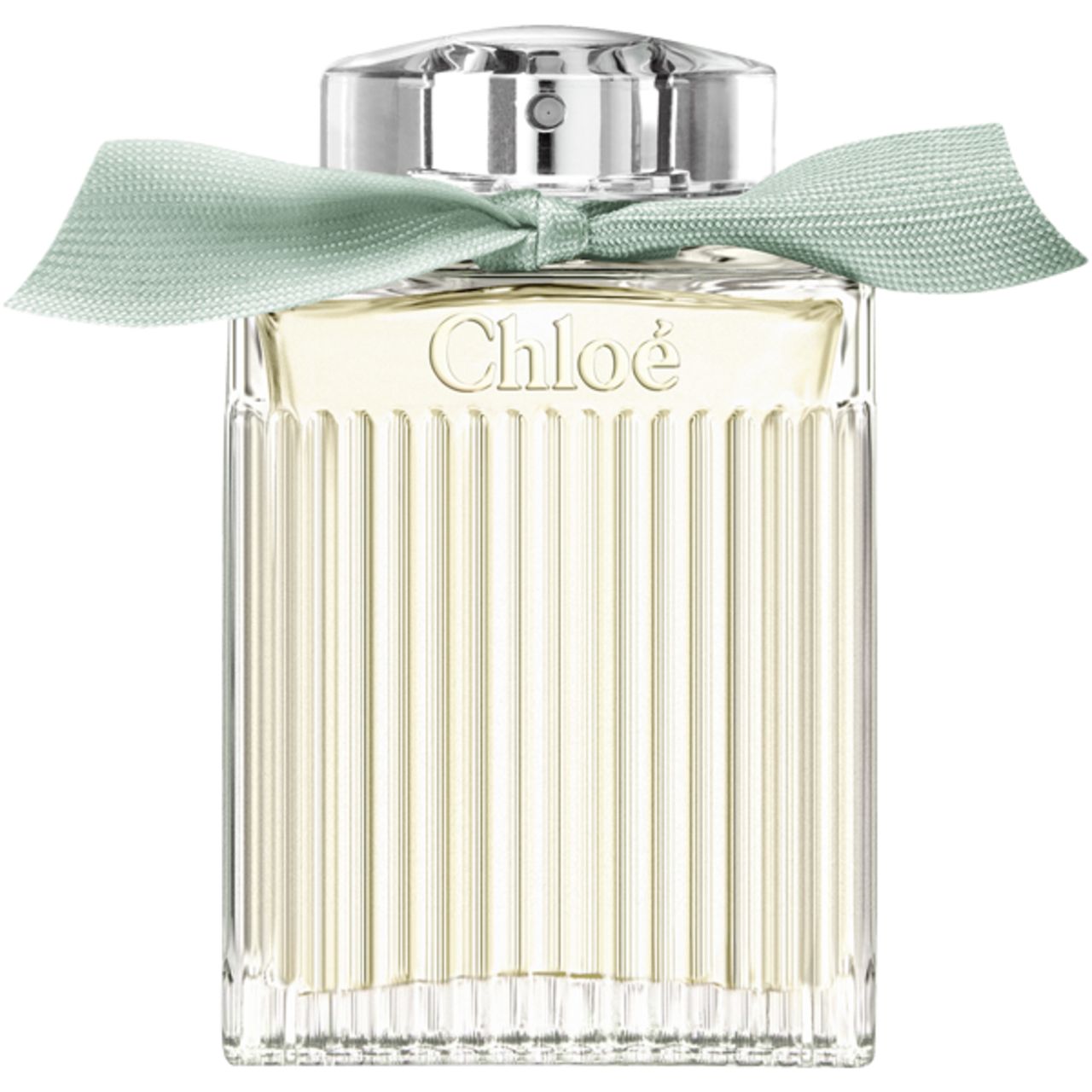 Flacone di profumo Chloé con nastro verde. Vetro scanalato, tappo argentato. Scritta Chloé.