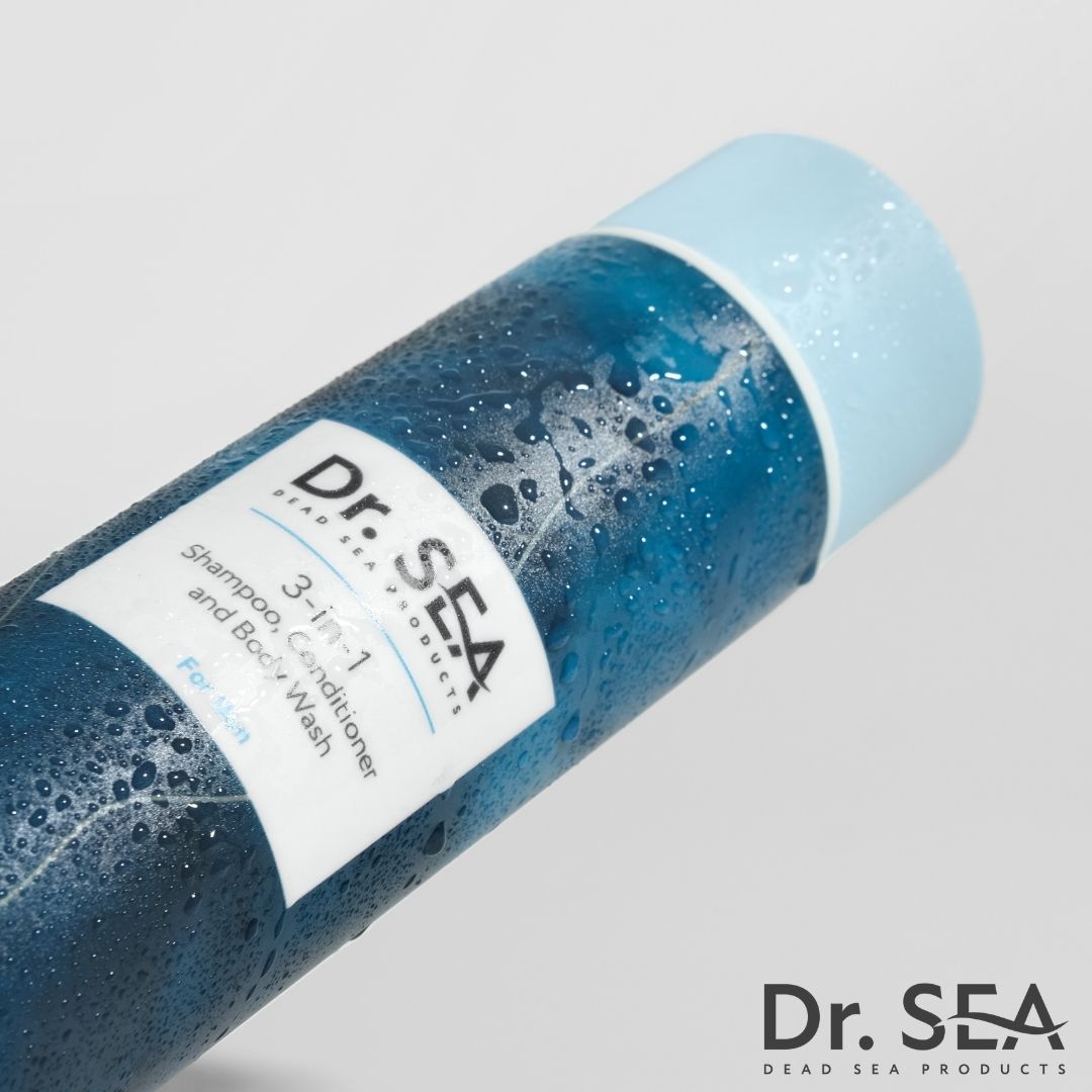 Primo piano del flacone "Dr. SEA 3-in-1".