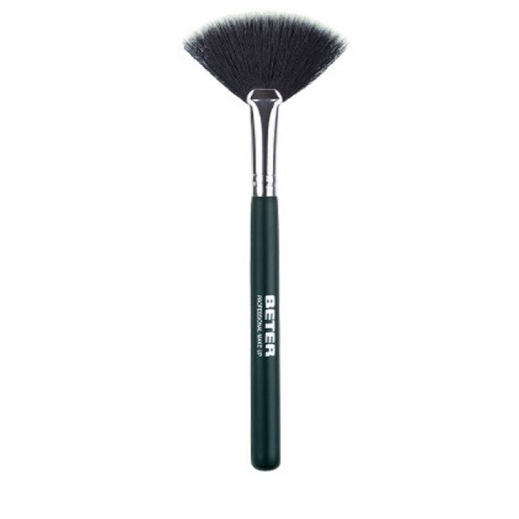 Pennello da trucco sintetico a ventaglio con manico scuro e ghiera argentata.