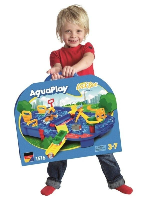 Confezione AquaPlay LockBox. Blu, con immagine del giocattolo e un bambino.