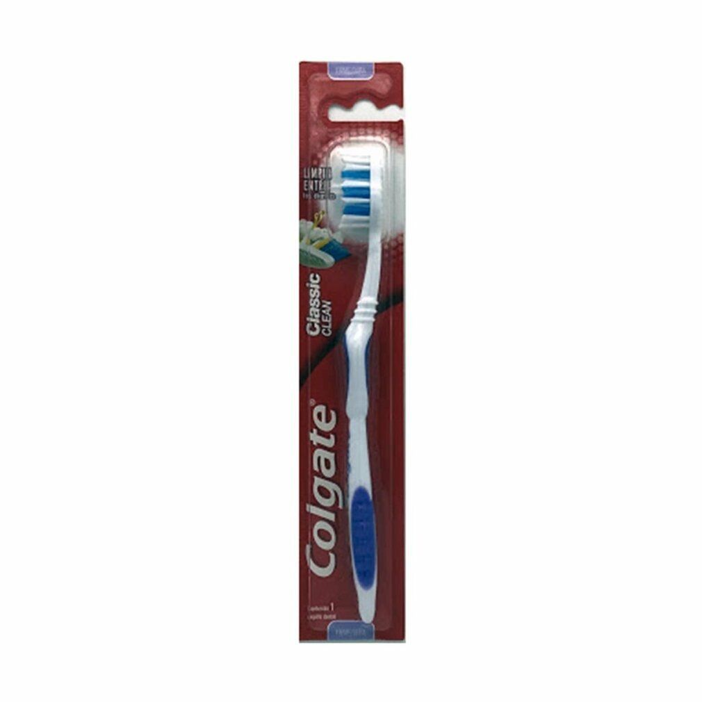 Spazzolino Colgate Classic in confezione. Manico blu, setole bianche. Testo "Classic Clean". Confezione con gancio.