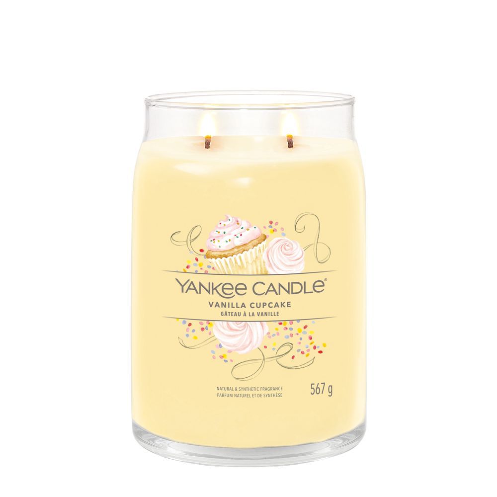 Grande candela profumata Yankee Candle Vanilla Cupcake in vetro. Adesivo con motivo cupcake e testo. Due stoppini.