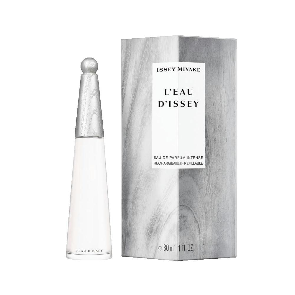 Flacone e confezione Issey Miyake, L'Eau d'Issey EdP Nat. Spray Intense. Flacone bianco, tappo argento, confezione grigia.