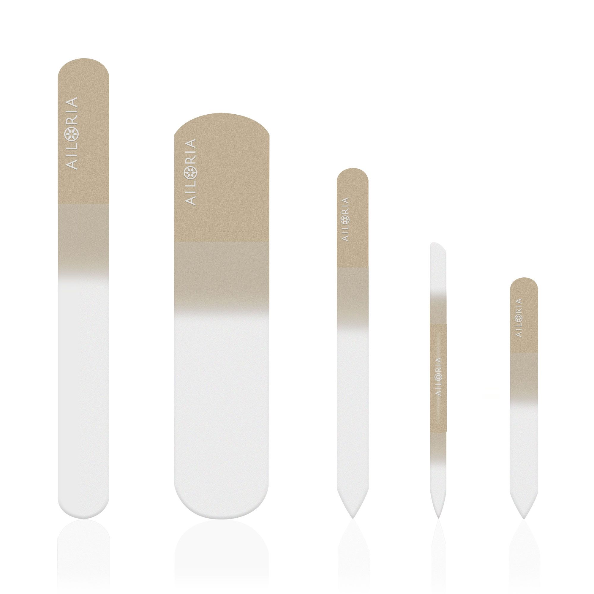 Set di cinque lime per unghie. Diverse forme e dimensioni. Logo AILORIA su ogni lima.