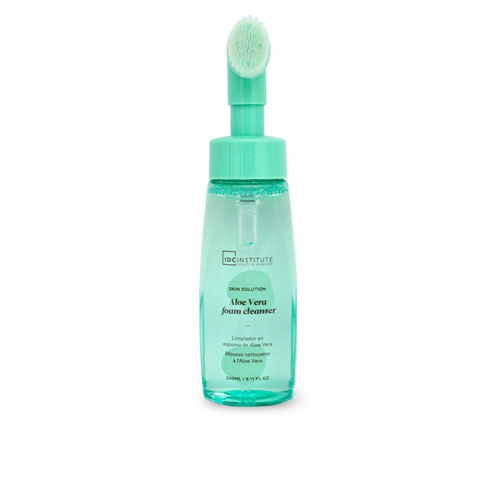 Flacone verde con spazzola. Scritta: Aloe Vera Foam Cleanser. Marchio: IDC Institute.